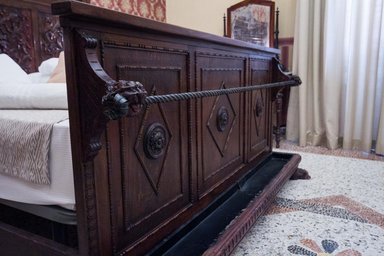 Palermo Gallery Екстериор снимка