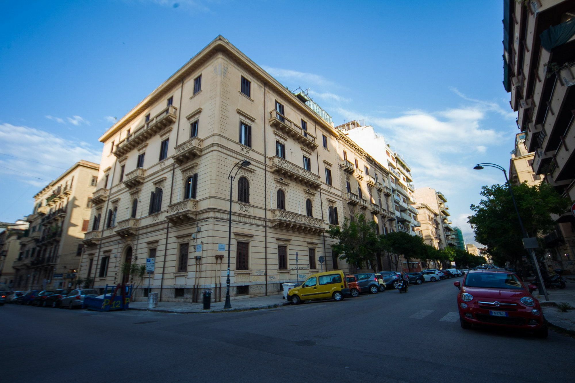 Palermo Gallery Екстериор снимка